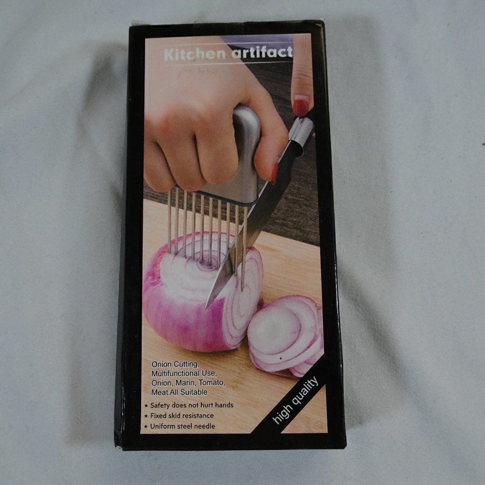 Kitchen Artifact Stainless Steel Onion Cutter Kitchen Gadget
